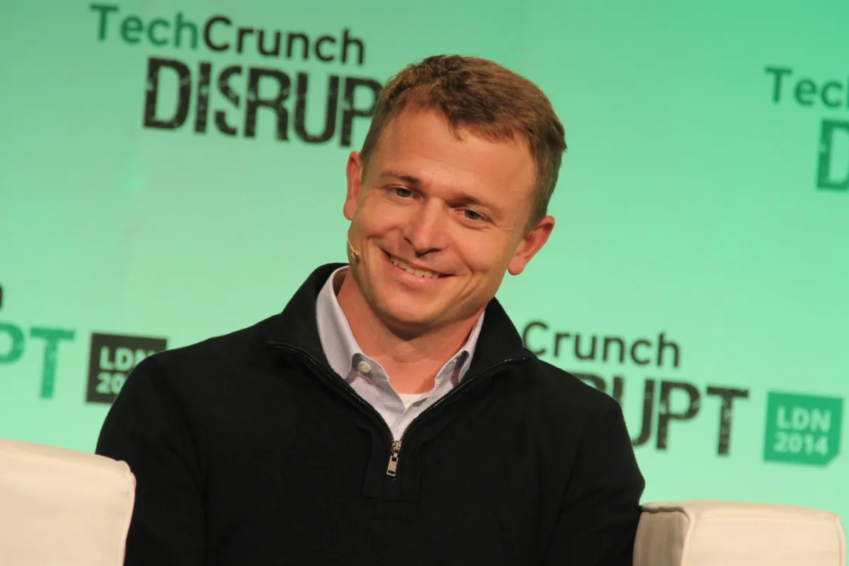 تحول تاريخي: Benchmark Capital تكسر قواعدها بجمع 2 مليار دولار وتدخل عالم الاستثمار التنموي لأول مرة
