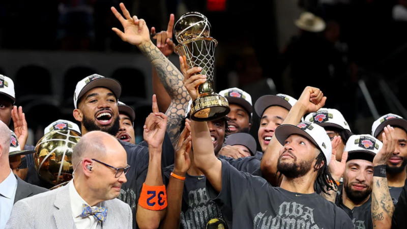 نيكس نيويورك: قصة خيالية تتوج ببطولة NBA بعد عقود من الانتظار